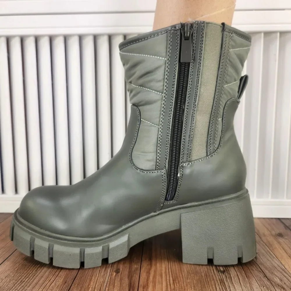 Torrid Chunky Boots Womens Sz 7.5WW Wide Olive Green Rubber Ankle Zip Up Booties
